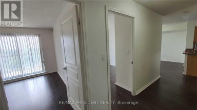 501 - 300 RAY LAWSON BOULEVARD Brampton (Fletcher's Creek South) Ontario photo 17