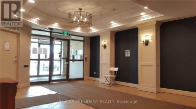 501 - 300 RAY LAWSON BOULEVARD Brampton (Fletcher's Creek South) Ontario photo 2