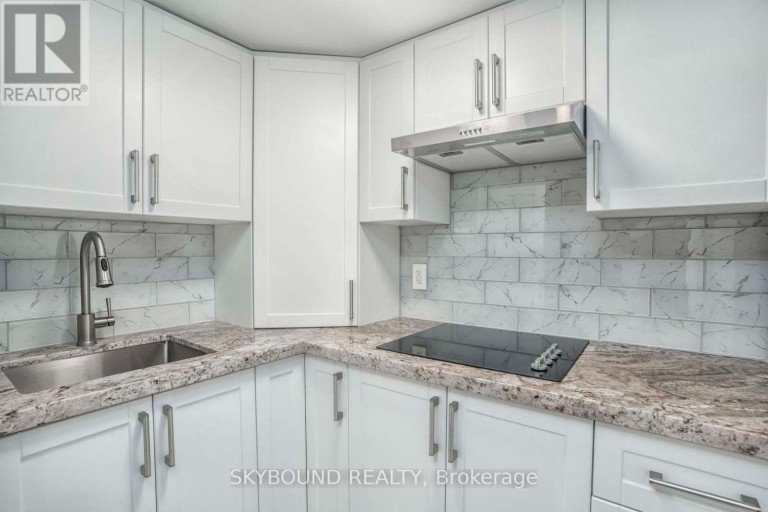 3614 HOLDEN (UNIT 1) CRESCENT, Mississauga (Mississauga Valleys), Ontario, L5A2V8