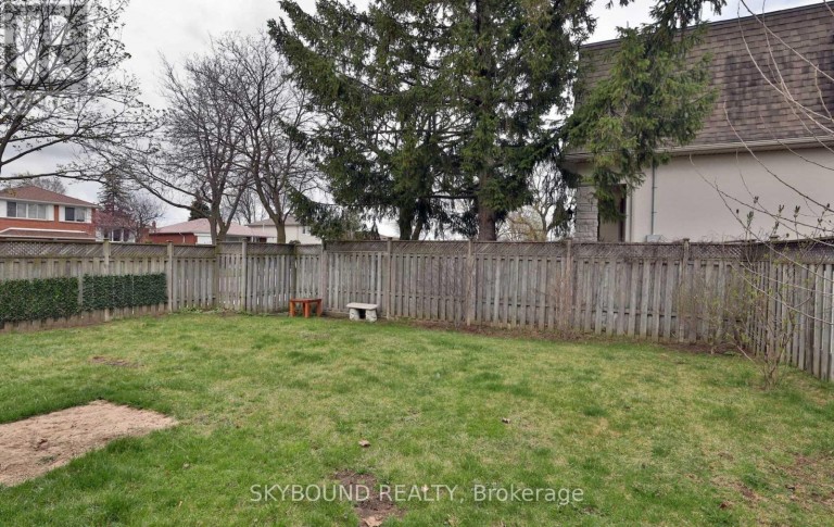 3614 HOLDEN (UNIT 1) CRESCENT, Mississauga (Mississauga Valleys), Ontario, L5A2V8