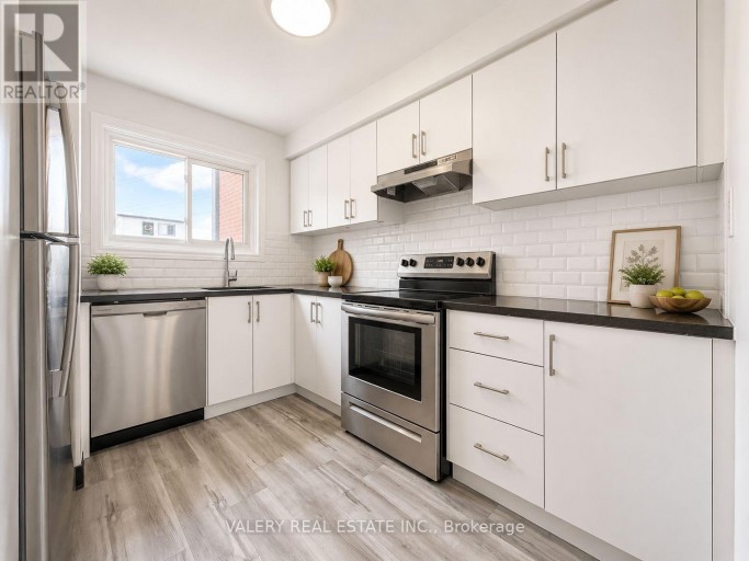 A - 518 SUNNYDALE PLACE, Waterloo, Ontario, N2L4T1