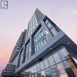 1407 - 80 BOND STREET E Oshawa (O'Neill) Ontario photo 1