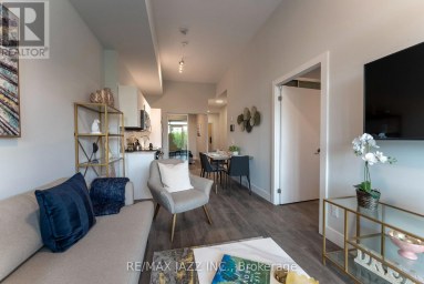 1407 - 80 BOND STREET E Oshawa (O'Neill) Ontario photo 2