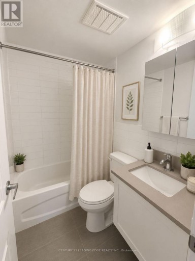23E - 20 PRINCE ARTHUR AVENUE, Toronto (Annex), Ontario, M5R1B1