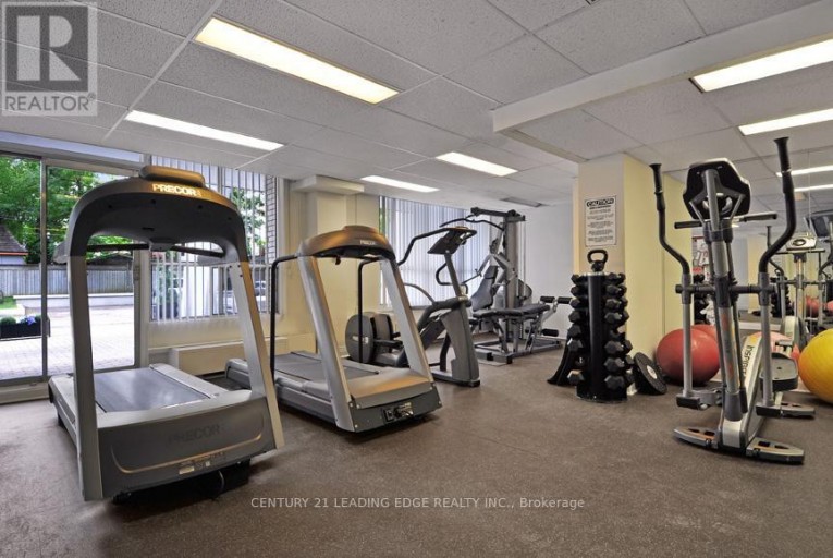 23E - 20 PRINCE ARTHUR AVENUE, Toronto (Annex), Ontario, M5R1B1