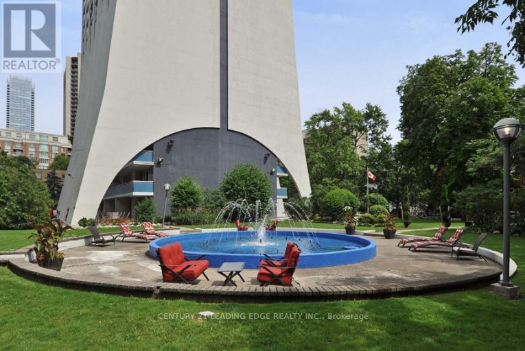 23E - 20 PRINCE ARTHUR AVENUE, Toronto (Annex), Ontario, M5R1B1