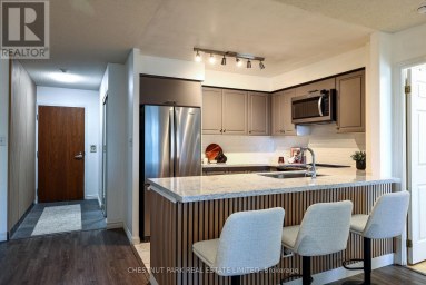 615 - 23 LORRAINE DRIVE Toronto (Willowdale West) Ontario photo 2