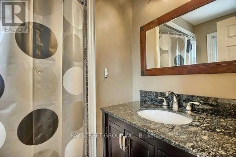 123 HEATHWOOD HEIGHTS DRIVE, Aurora (Hills of St Andrew), Ontario, L4G4W2