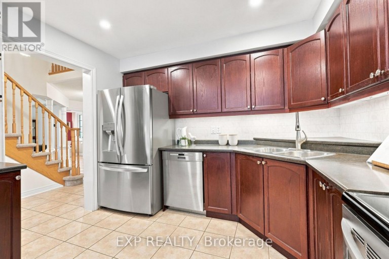 70 THORNLODGE DRIVE, Georgina (Keswick South), Ontario, L4P0B6