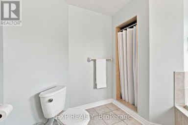 70 THORNLODGE DRIVE Georgina (Keswick South) Ontario photo 21