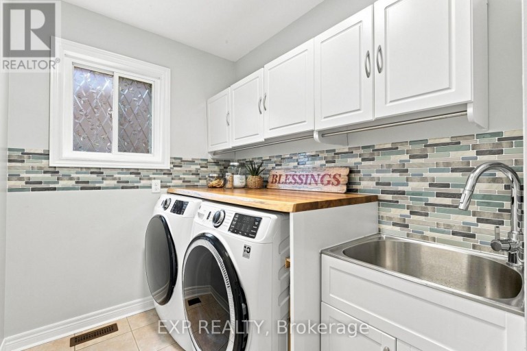 70 THORNLODGE DRIVE, Georgina (Keswick South), Ontario, L4P0B6