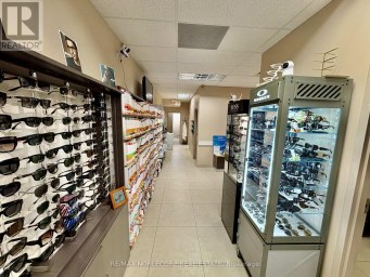 4105 STEELES AVENUE W Toronto (Black Creek) Ontario photo 7