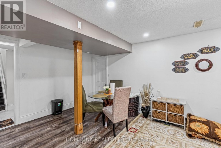 5054 TERRY FOX WAY, Mississauga (East Credit), Ontario, L5V1R7