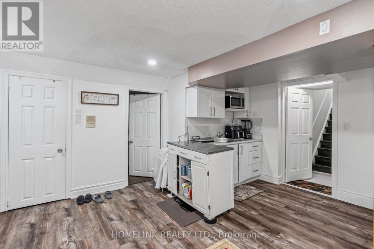 5054 TERRY FOX WAY, Mississauga (East Credit), Ontario, L5V1R7
