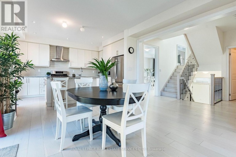 82 PONY FARM DRIVE, Toronto (Willowridge-Martingrove-Richview), Ontario, M9R0B3