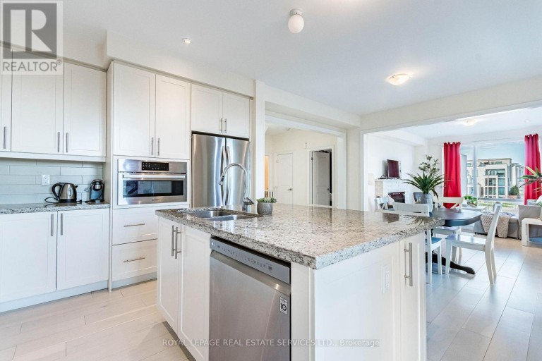 82 PONY FARM DRIVE, Toronto (Willowridge-Martingrove-Richview), Ontario, M9R0B3