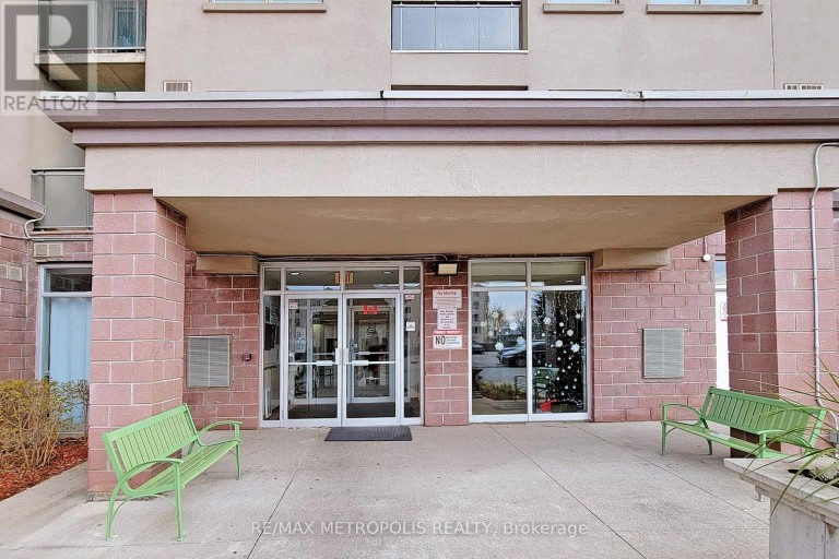 712 - 7405 GOREWAY DRIVE, Mississauga (Malton), Ontario, L4T0A3