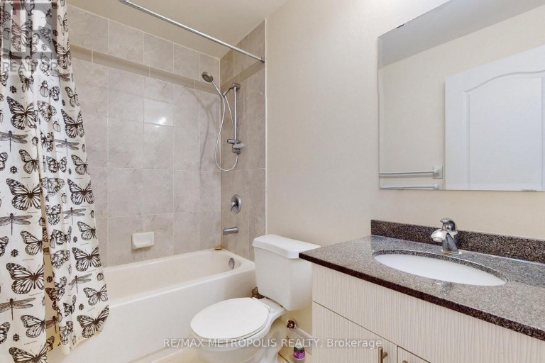 712 - 7405 GOREWAY DRIVE, Mississauga (Malton), Ontario, L4T0A3