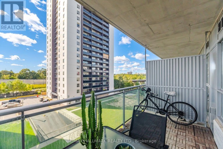 505 - 2464 WESTON ROAD, Toronto (Weston), Ontario, M9N2A2