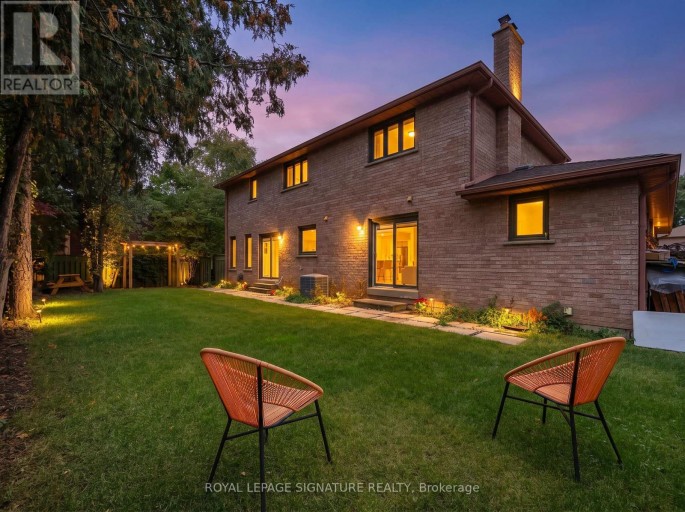 4302 BRIDLEPATH TRAIL, Mississauga (Erin Mills), Ontario, L5L3K4