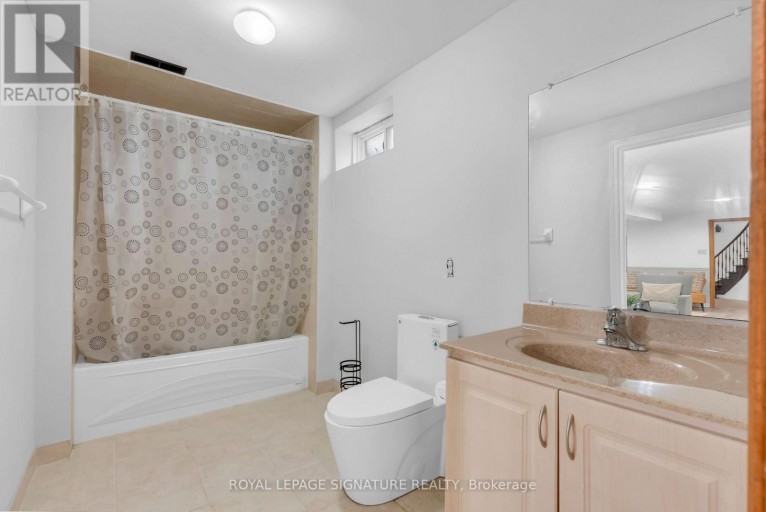 4302 BRIDLEPATH TRAIL, Mississauga (Erin Mills), Ontario, L5L3K4