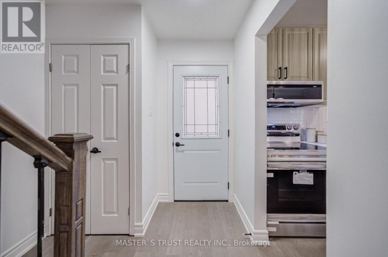 4 GATSBY SQUARE, Brampton (Northgate), Ontario, L6S2H4