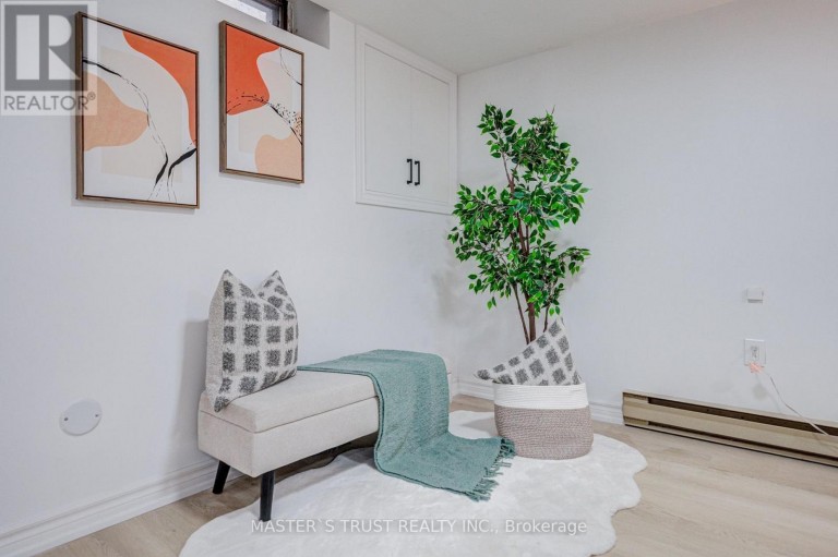 4 GATSBY SQUARE, Brampton (Northgate), Ontario, L6S2H4