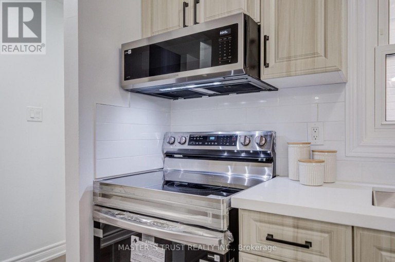 4 GATSBY SQUARE, Brampton (Northgate), Ontario, L6S2H4
