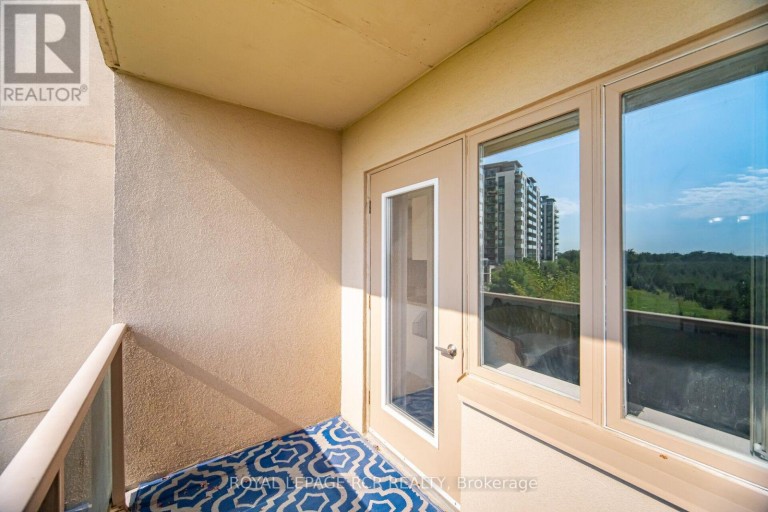 304 - 10 DAYSPRING CIRCLE, Brampton (Goreway Drive Corridor), Ontario, L6P1B9