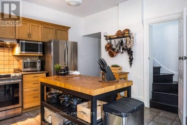 122 EAST AVENUE S Hamilton (Stinson) Ontario photo 23