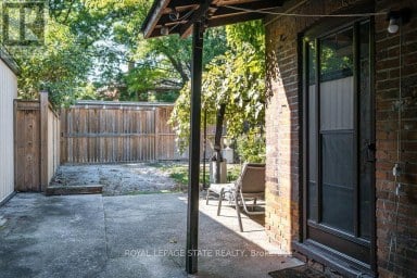 122 EAST AVENUE S Hamilton (Stinson) Ontario photo 43