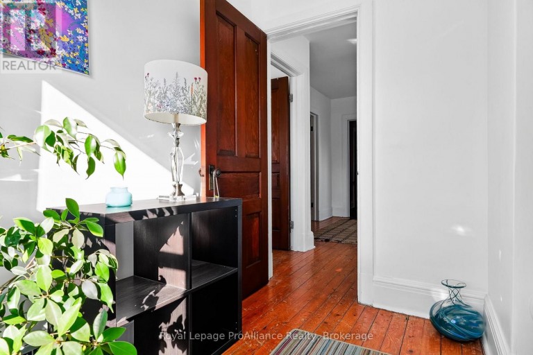 174 UNIVERSITY AVENUE W, Cobourg, Ontario, K9A2H2