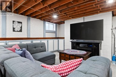 174 UNIVERSITY AVENUE W Cobourg Ontario photo 33