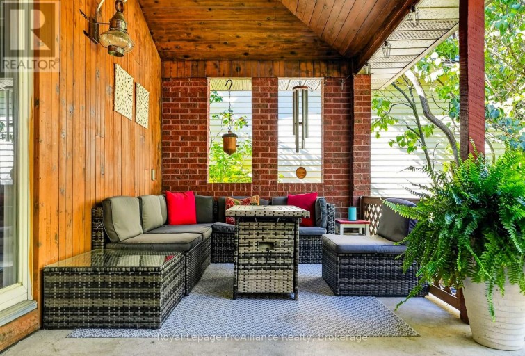 174 UNIVERSITY AVENUE W, Cobourg, Ontario, K9A2H2