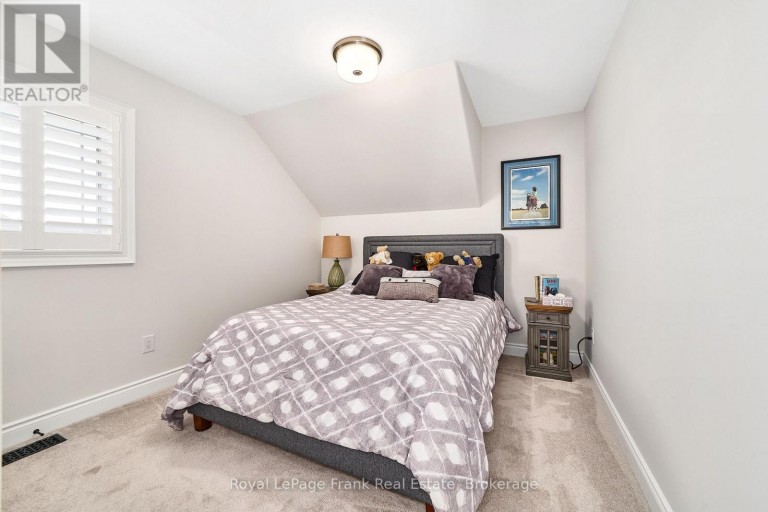 11 DRUMMOND STREET, Port Hope, Ontario, L1A0E5