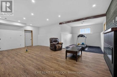 1479 WEBSTER ROAD Douro-Dummer Ontario photo 29