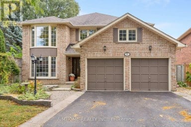 11 CARPENTER COURT Markham (Raymerville) Ontario photo 1