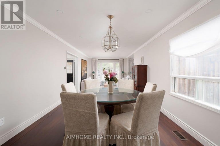 11 CARPENTER COURT, Markham (Raymerville), Ontario, L3P6W3