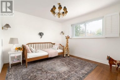 11 CARPENTER COURT Markham (Raymerville) Ontario photo 26