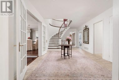 11 CARPENTER COURT Markham (Raymerville) Ontario photo 3