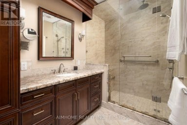 11 CARPENTER COURT Markham (Raymerville) Ontario photo 35