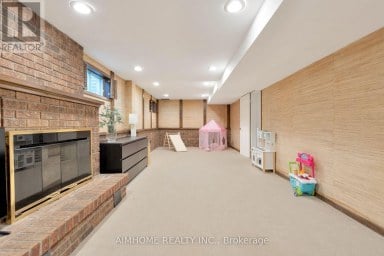 11 CARPENTER COURT Markham (Raymerville) Ontario photo 41