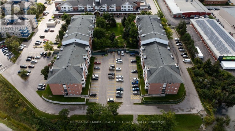 B02 - 120 BELL FARM ROAD, Barrie (Alliance), Ontario, L4M6J2