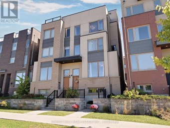 19 STANLEY GREENE BOULEVARD Toronto (Downsview-Roding-CFB) Ontario photo 1