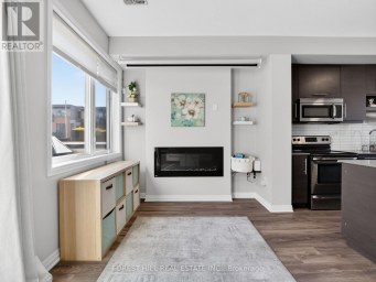 19 STANLEY GREENE BOULEVARD Toronto (Downsview-Roding-CFB) Ontario photo 12