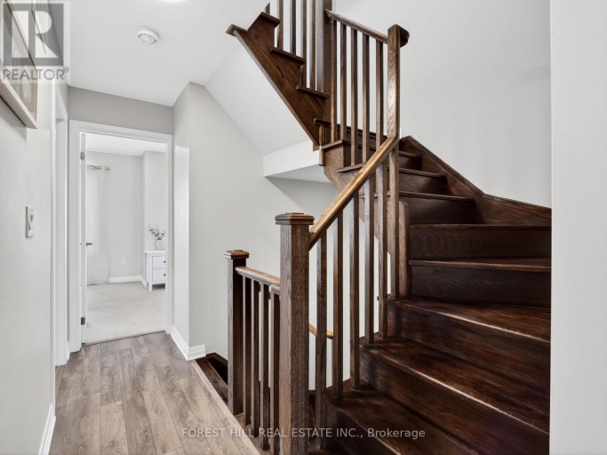 19 STANLEY GREENE BOULEVARD, Toronto (Downsview-Roding-CFB), Ontario, M3K0B1