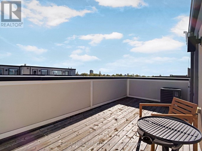19 STANLEY GREENE BOULEVARD, Toronto (Downsview-Roding-CFB), Ontario, M3K0B1