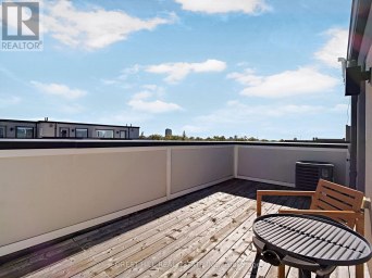 19 STANLEY GREENE BOULEVARD Toronto (Downsview-Roding-CFB) Ontario photo 31