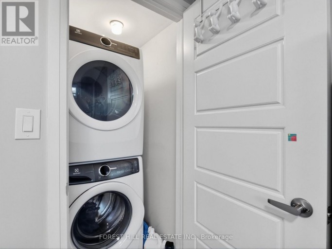 19 STANLEY GREENE BOULEVARD, Toronto (Downsview-Roding-CFB), Ontario, M3K0B1