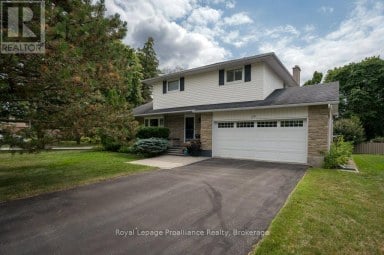 29 HOPE CRESCENT Belleville (Belleville Ward) Ontario photo 1